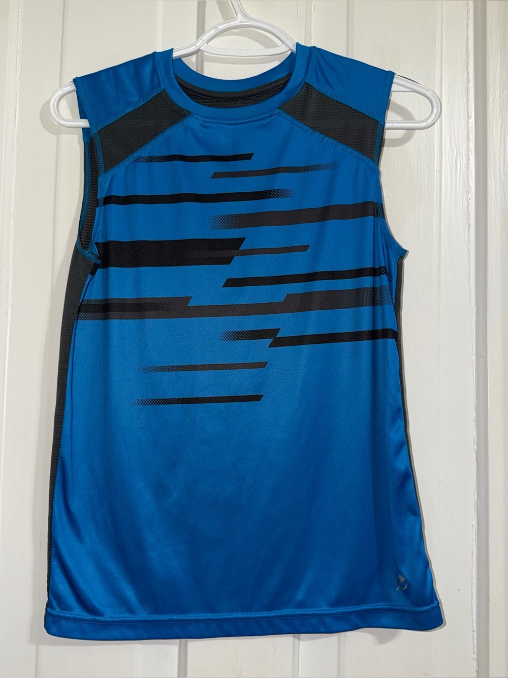 Boys Blue size large 10/12 athletic shirt Sleeveless Athletic Tank Top